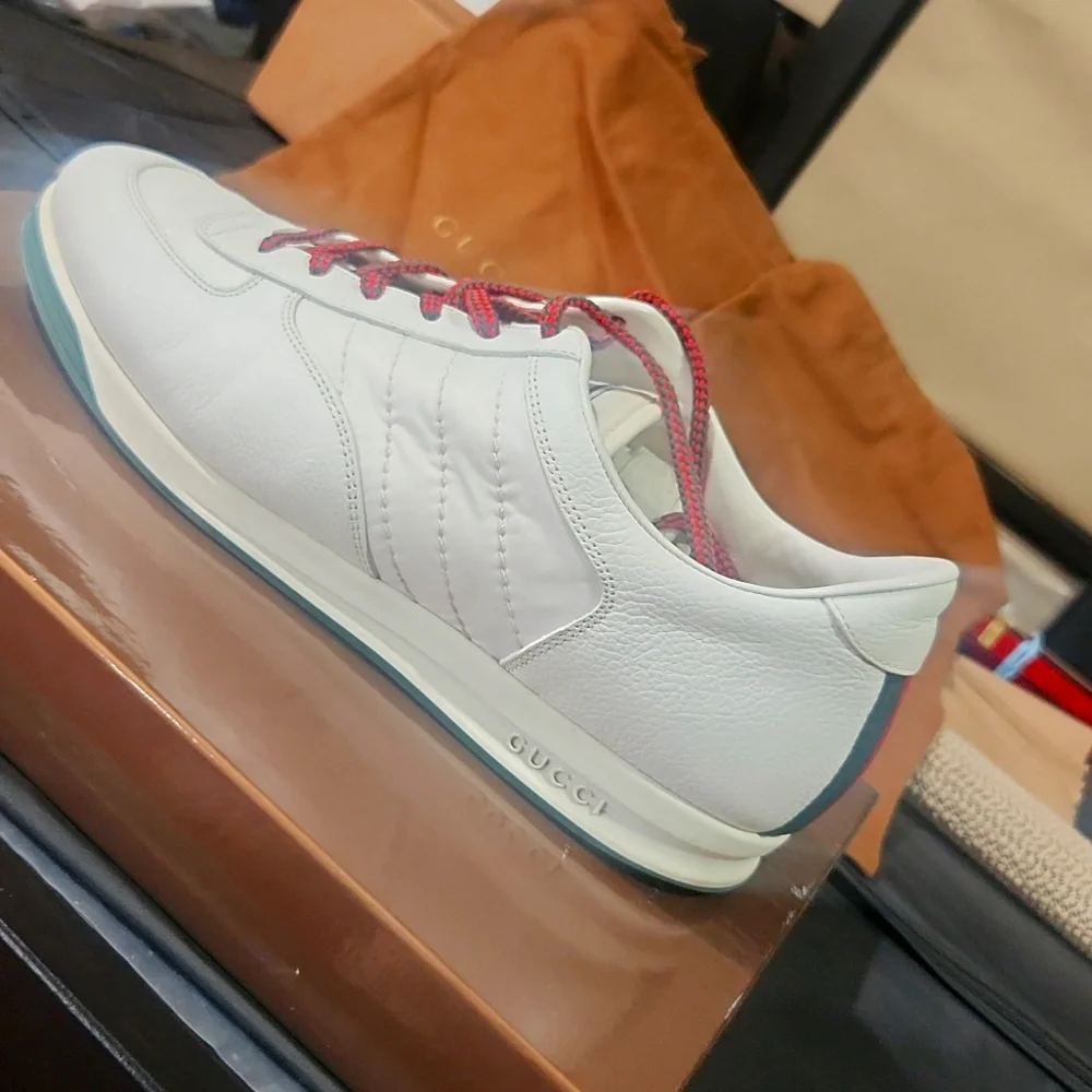 MEN'S GUCCI SNEAKER - Picture 3 of 10